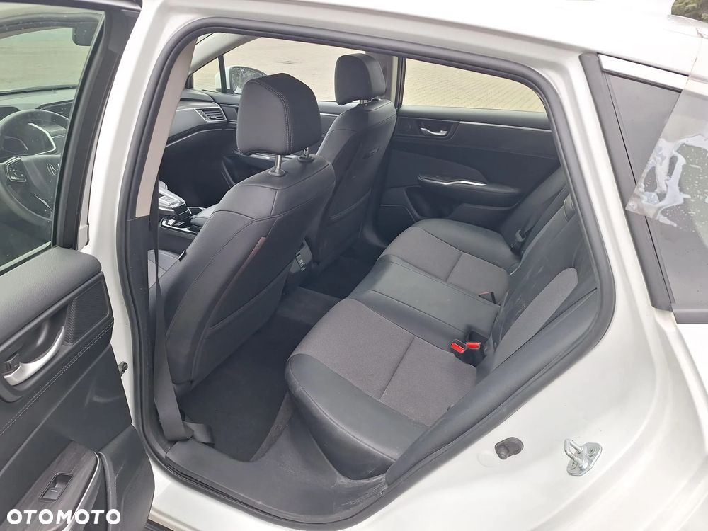 Honda Clarity - 11