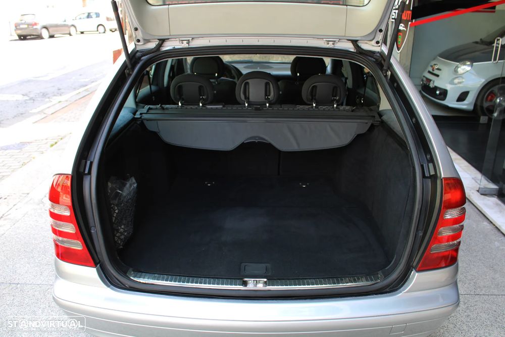 Mercedes-Benz C 220 - 46