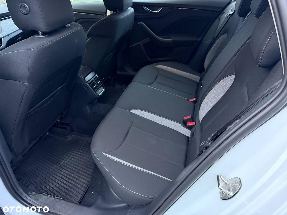 Skoda Kamiq 1.5 TSI Selection DSG - 8