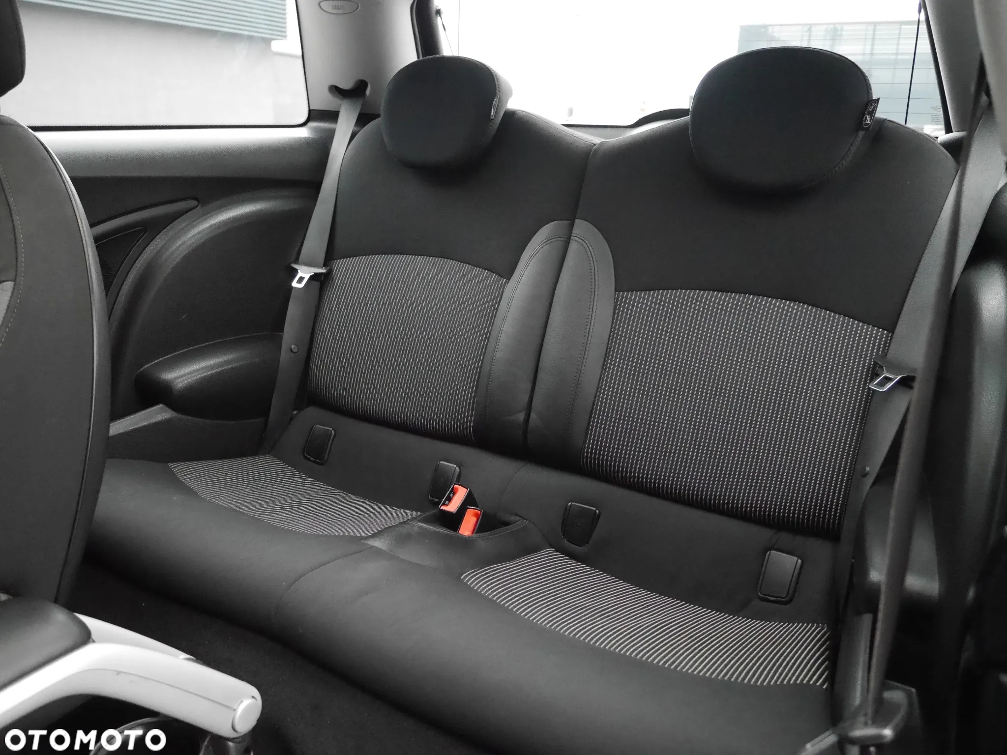 MINI Cooper S 50 Camden - 27