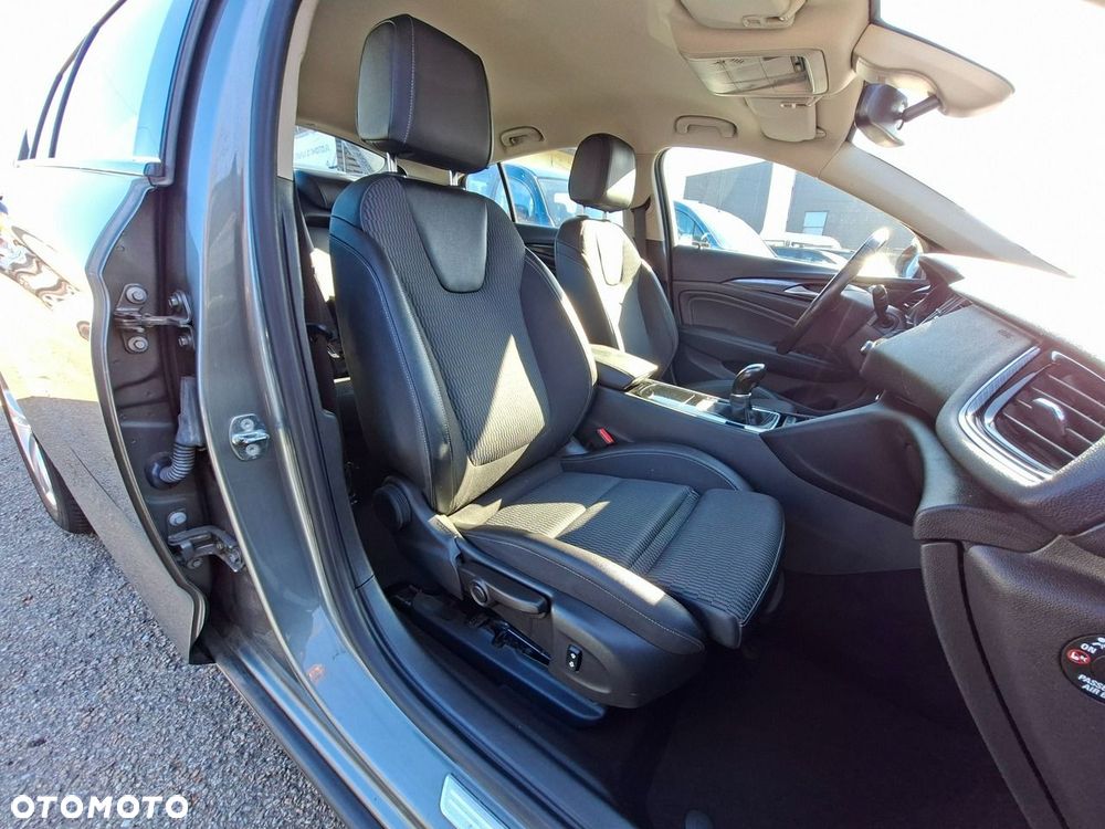 Opel Insignia 1.5 T Innovation S&S - 28