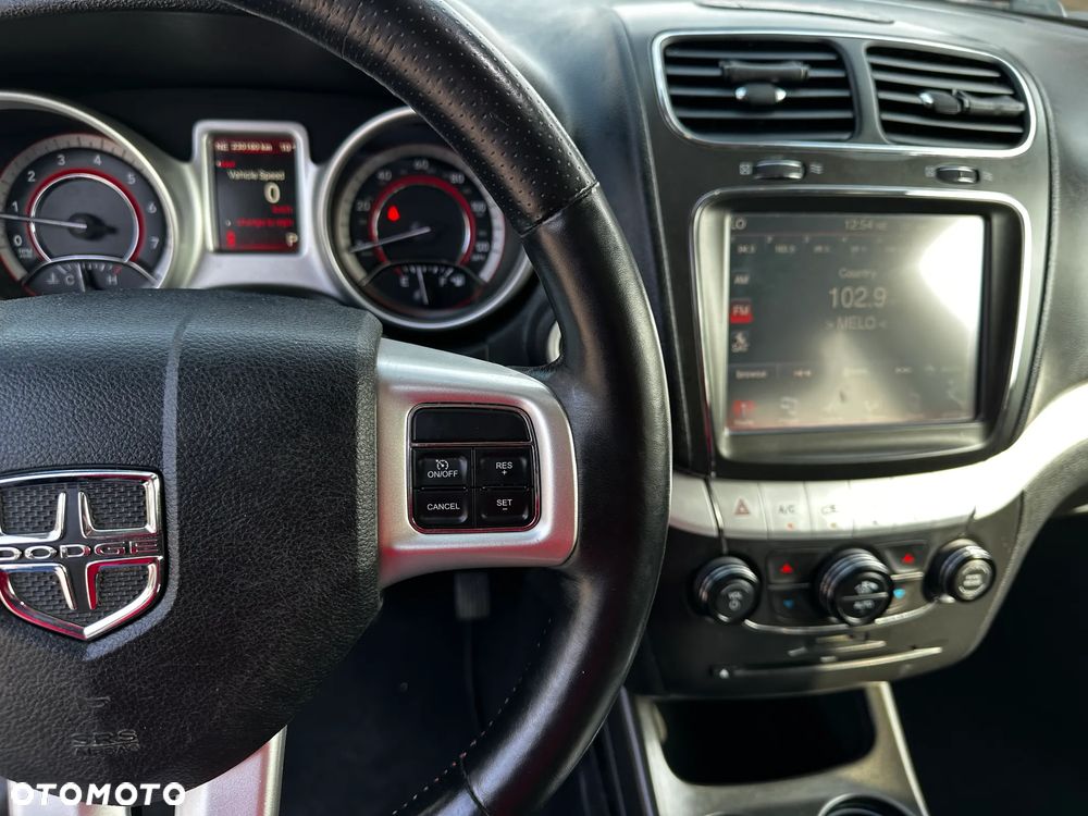 Dodge Journey - 11
