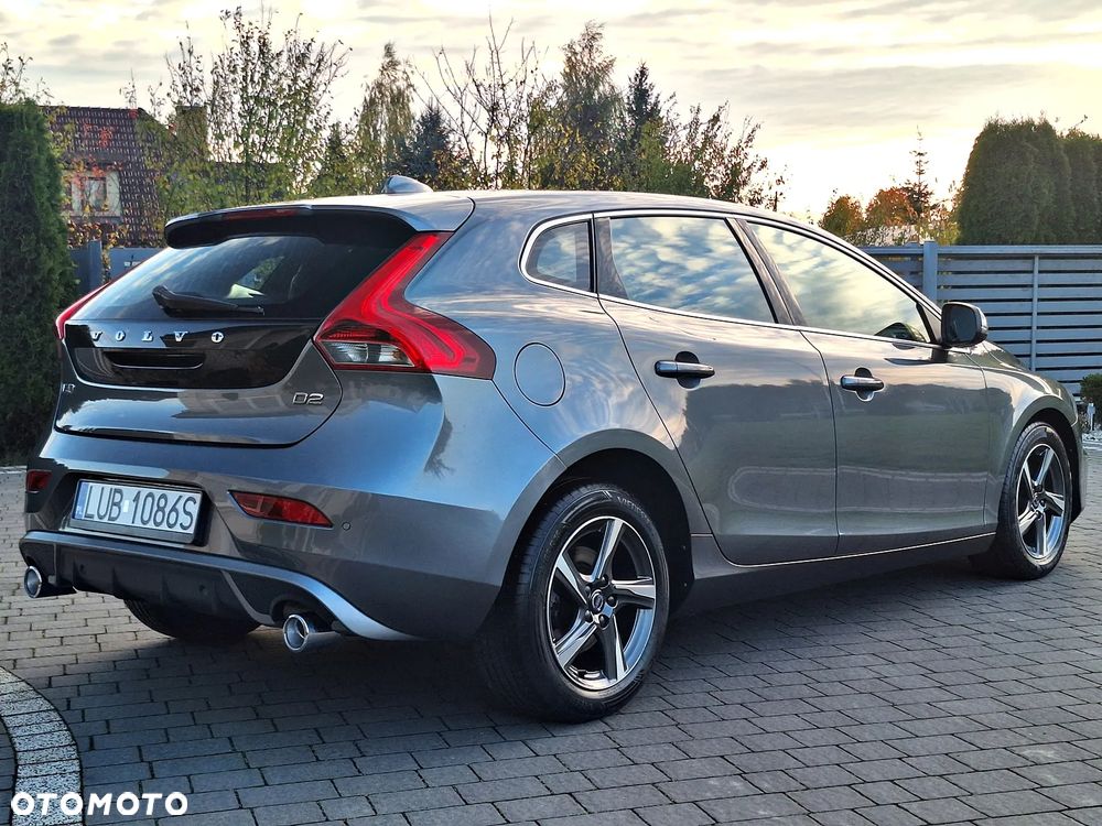 Volvo V40 - 10