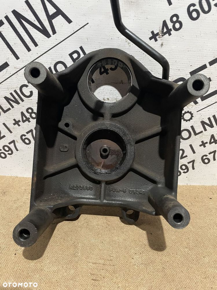 John Deere 5065M 5070M 5080M - wspornik tylnego WOM R273590 - 1