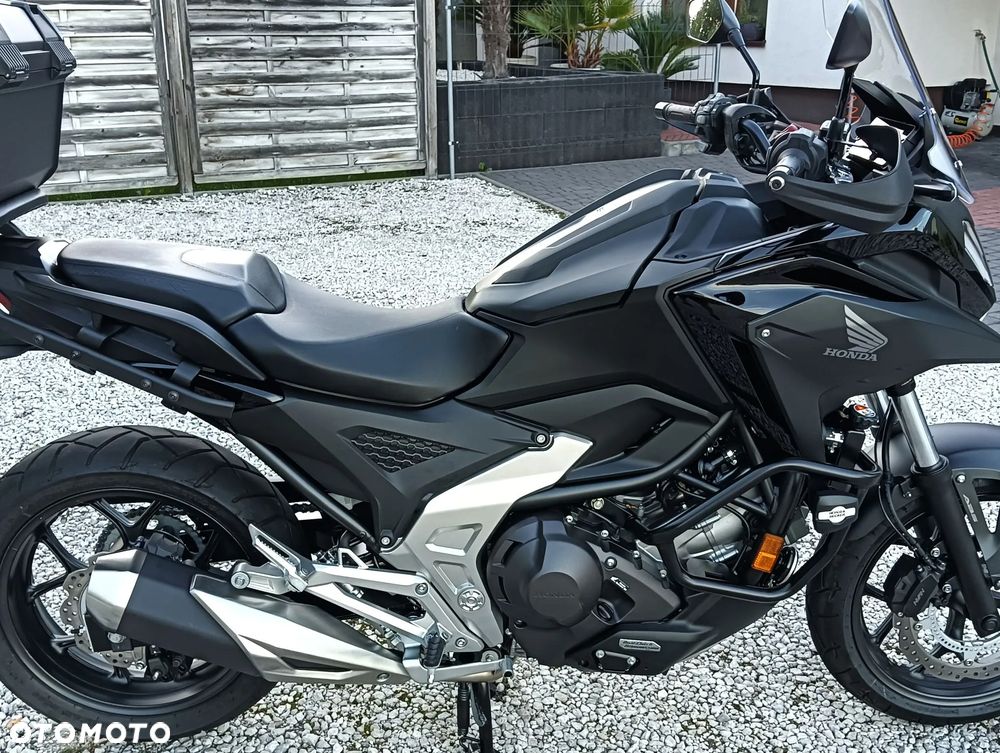 Honda NC - 17