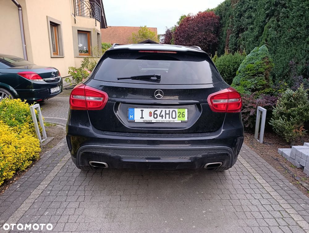 Mercedes-Benz GLA 250 AMG Line - 15