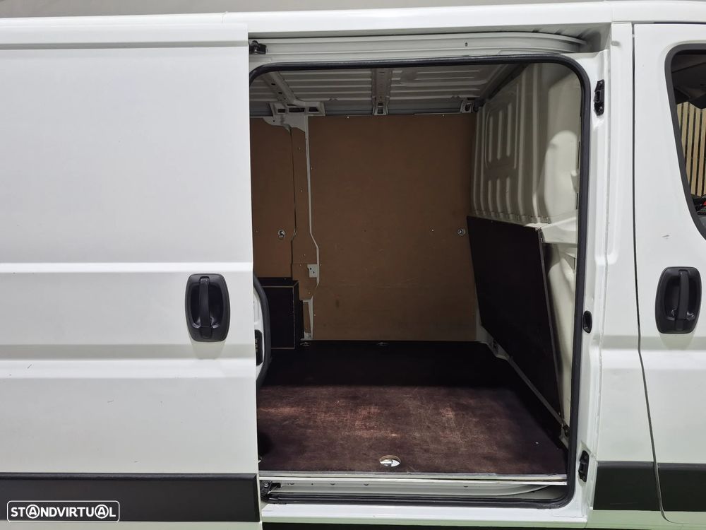 Peugeot Boxer 2.2HDI - 70.000KM | GARANTIA | NACIONAL - L1H1 - 11