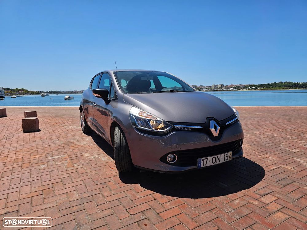 Renault Clio 1.5 dCi Dynamique S - 2