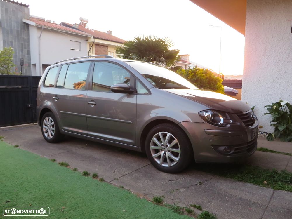 VW Touran 1.9 TDi Conceptl BlueM. 7L - 4