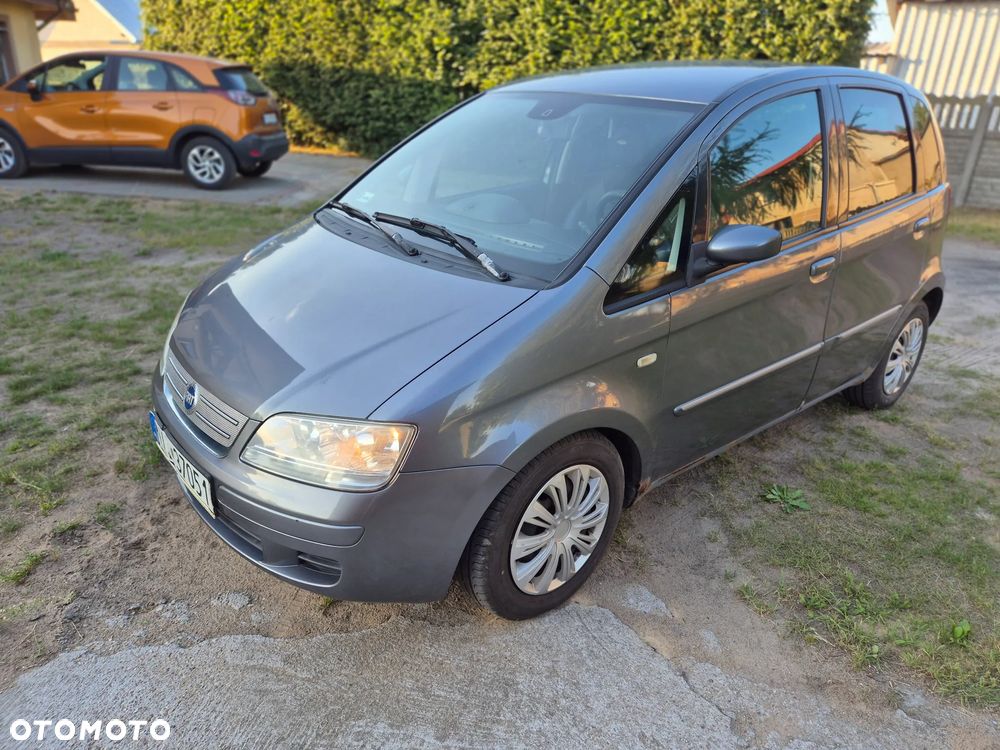 Fiat Idea 1.4 16V Actual - 2