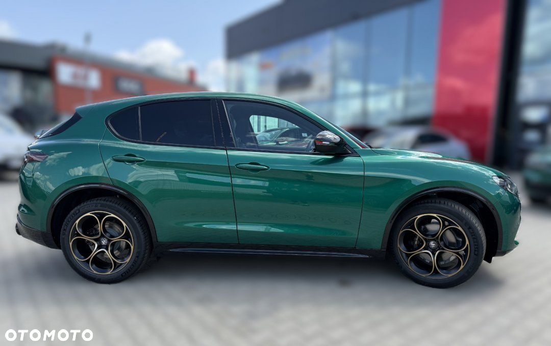 Alfa Romeo Stelvio - 3
