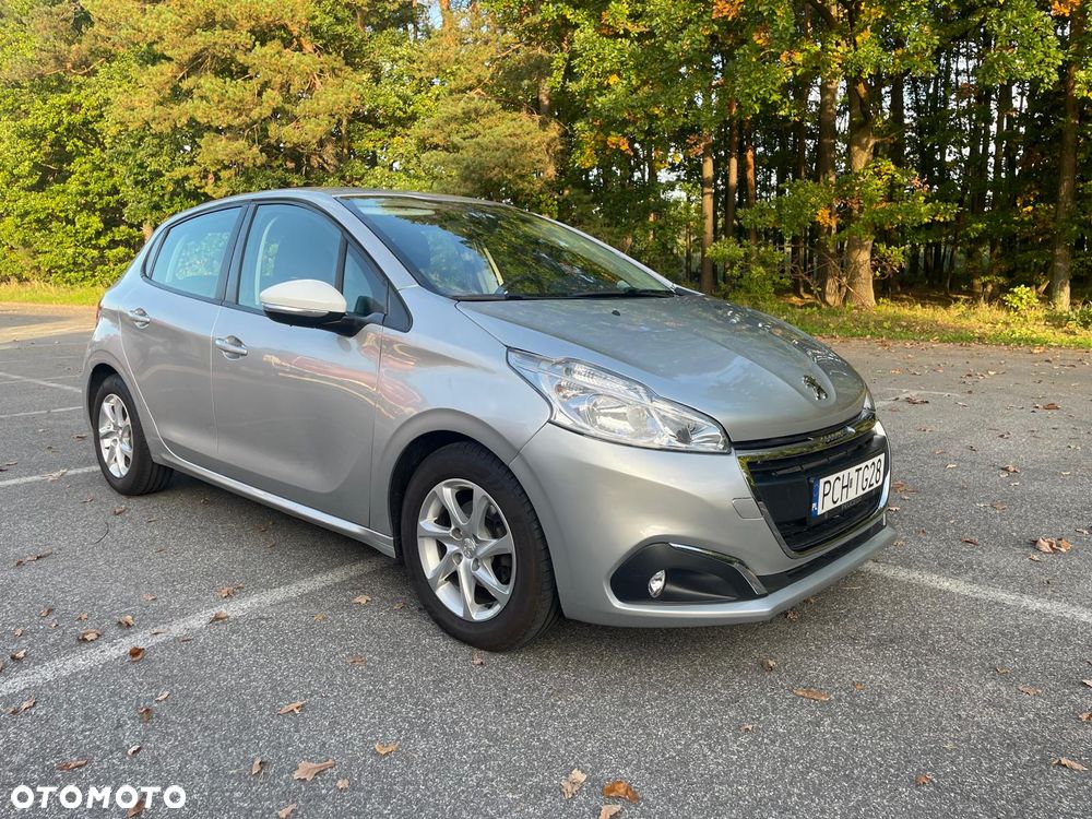 Peugeot 208 - 9