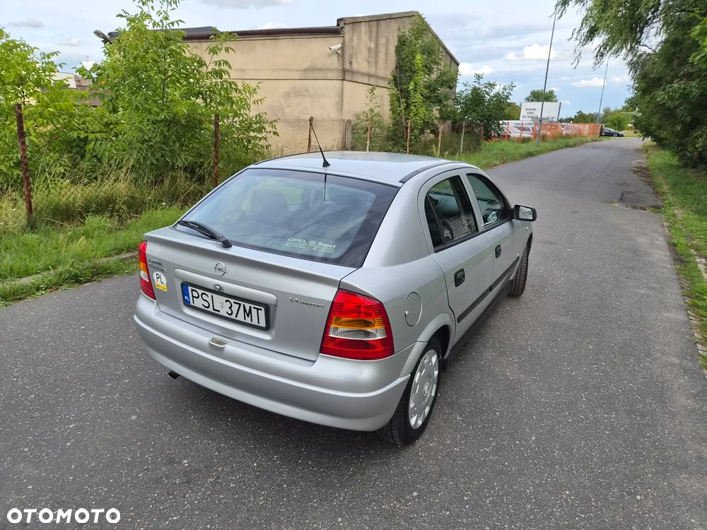 Opel Astra 1.4 Selection - 9