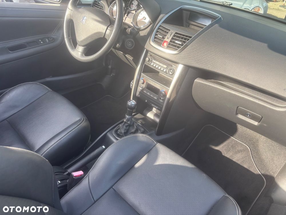Peugeot 207 CC 120 VTi Platinum - 17