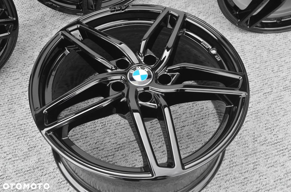 Felgi 8x18 5x112 BMW G20 G22 G23 G82 X3 G01 X4 G02 G30 G60 G70 G11 - 2