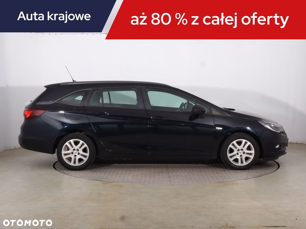 Opel Astra - 8