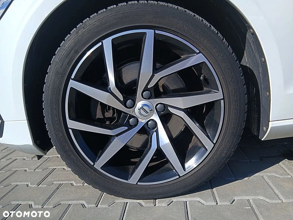 Volvo V60 T4 Momentum - 13