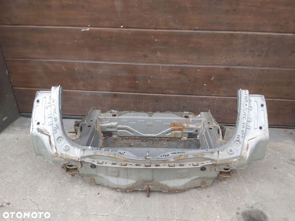 Honda Civic VIII 8 UFO pas tylny podłoga wanna - 1