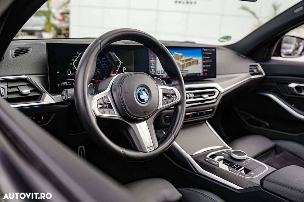 BMW Seria 3 320e Aut. M Sport - 34