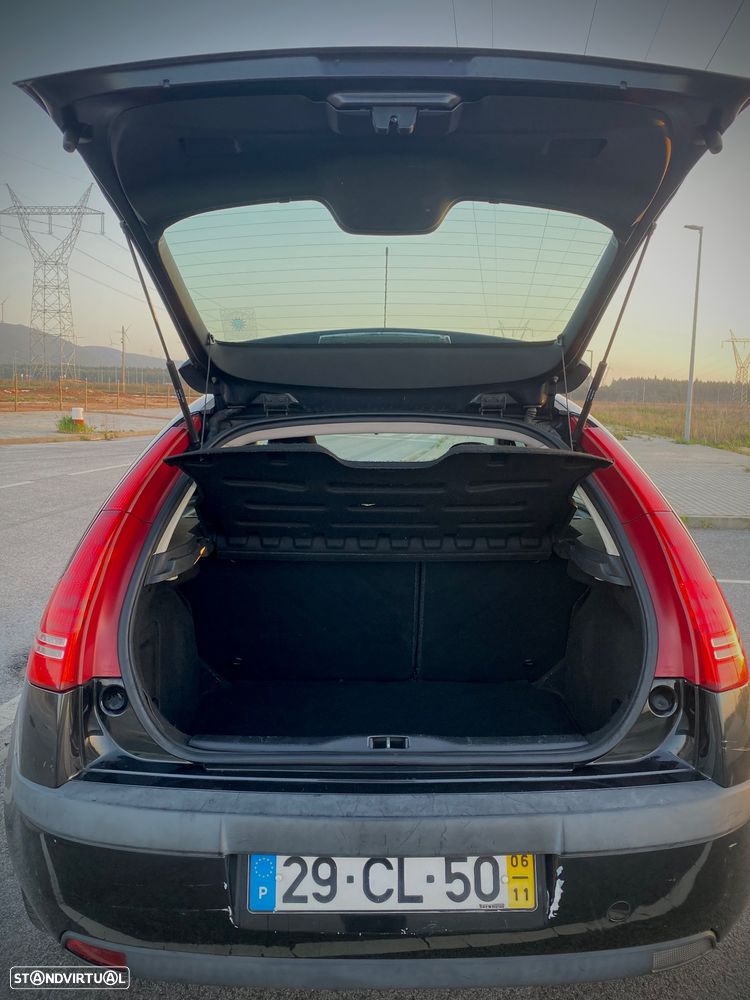 Citroën C4 1.6 HDi 110 Exclusive - 8