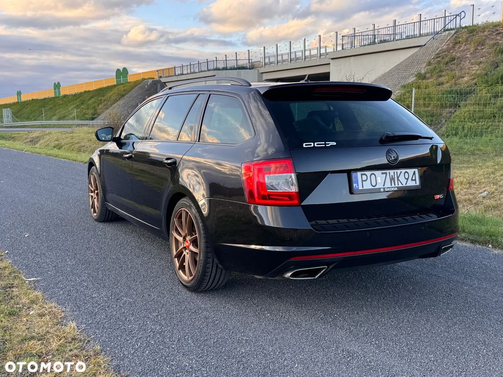 Skoda Octavia 2.0 TDI RS DSG - 4