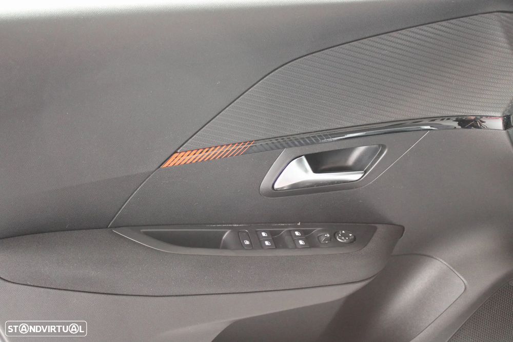 Peugeot 208 1.2 PureTech Active Pack - 6