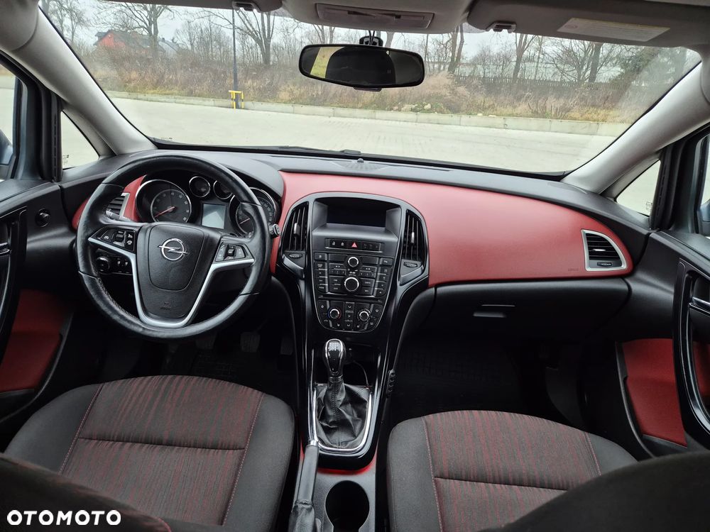 Opel Astra 1.6 Design Edition - 26