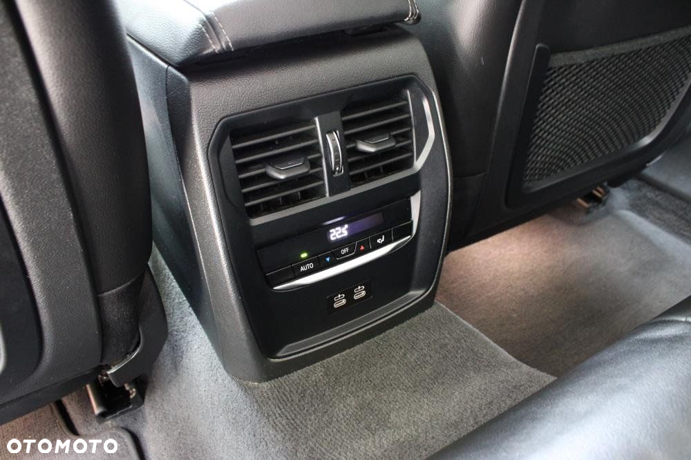 BMW Seria 3 - 10