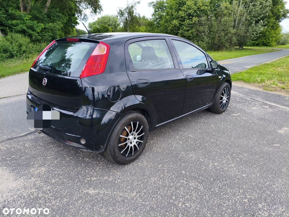 Fiat Grande Punto - 4