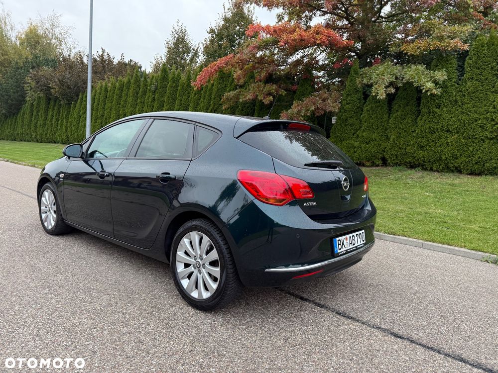 Opel Astra - 16