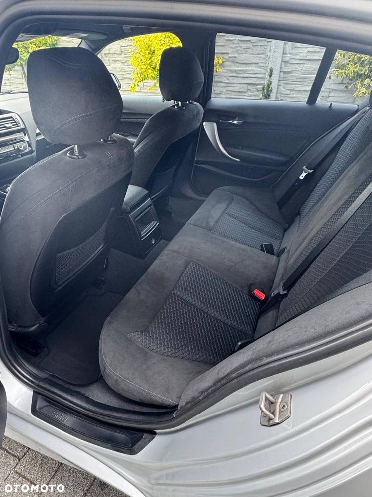 BMW Seria 1 120i M Sport - 10