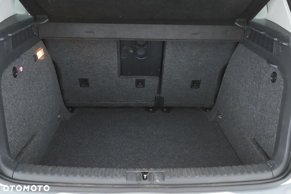Volkswagen Tiguan - 27