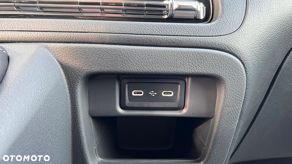 Mercedes-Benz Vito - 24