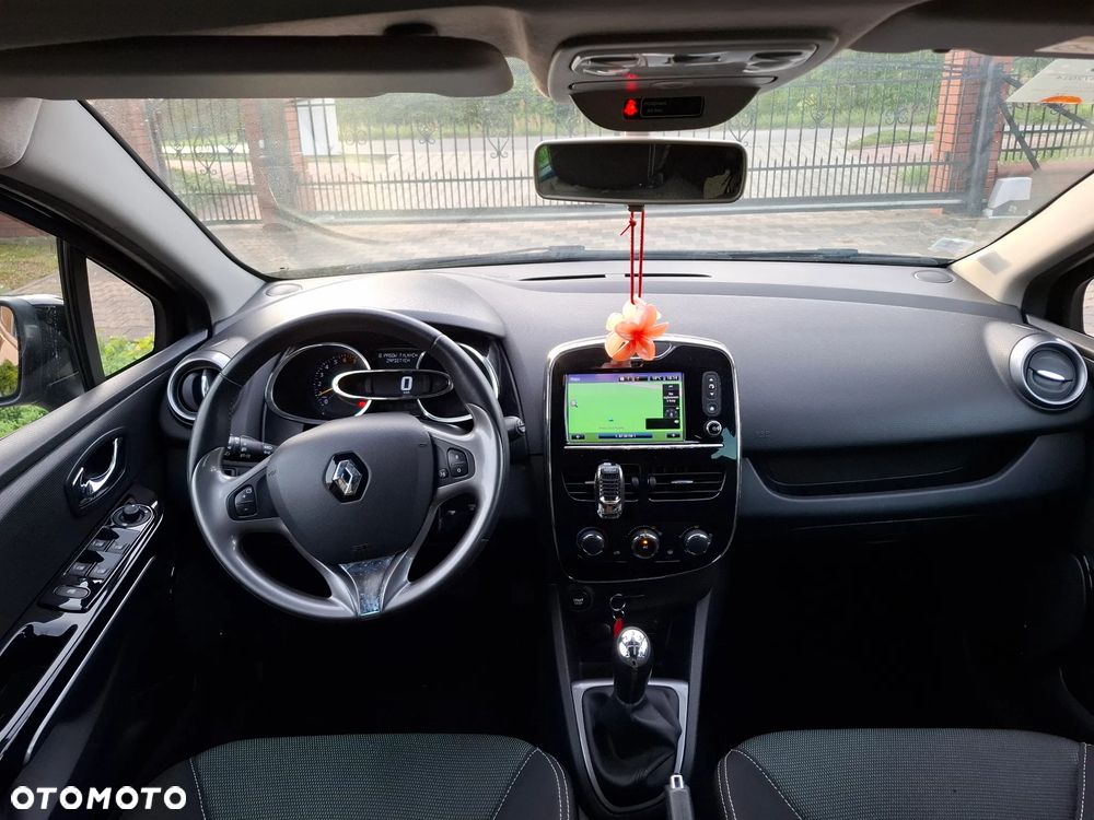 Renault Clio - 14