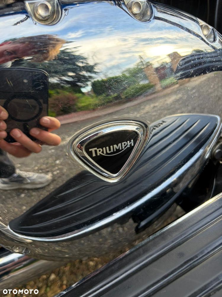 Triumph Thunderbird - 19