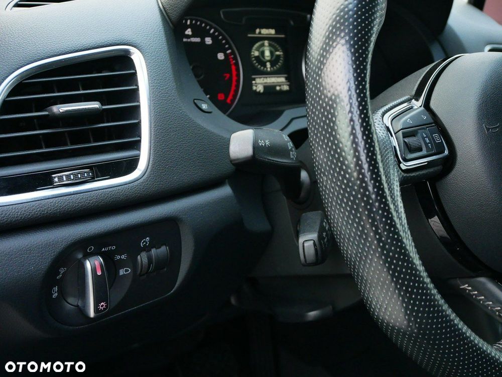 Audi Q3 1.4 TFSI S tronic - 12