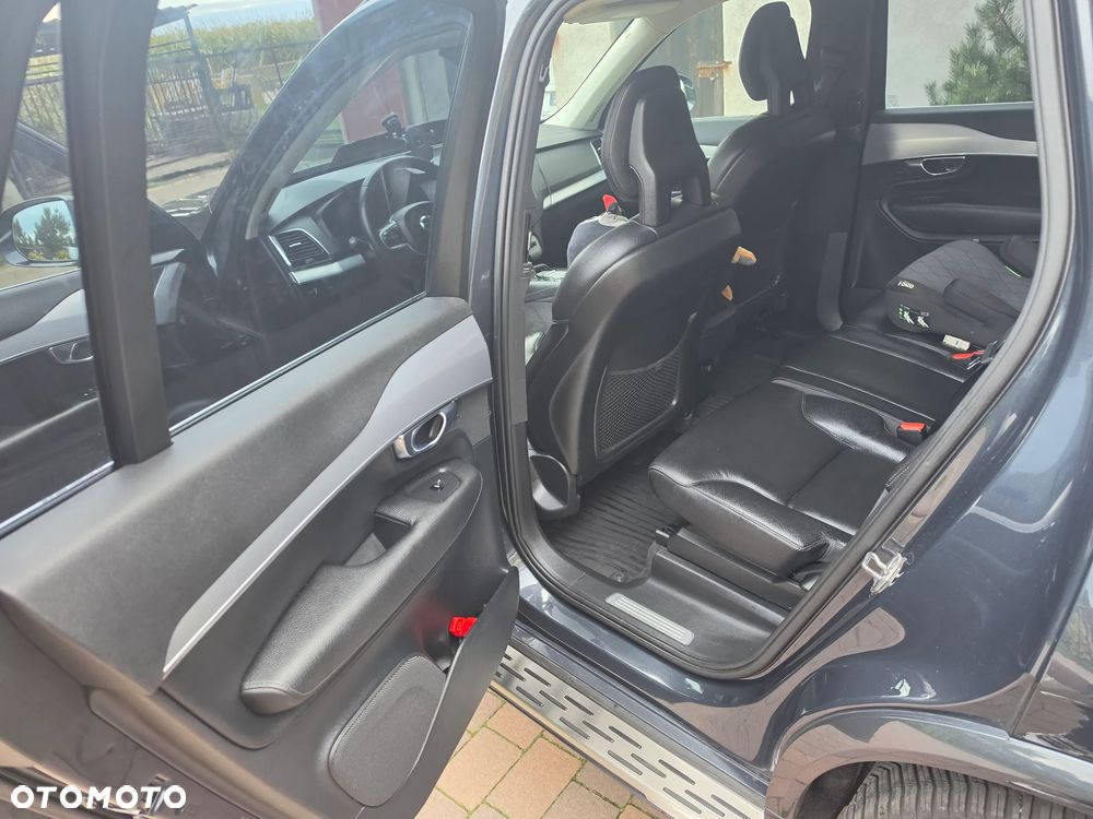Volvo XC 90 D4 FWD Momentum 7os - 16