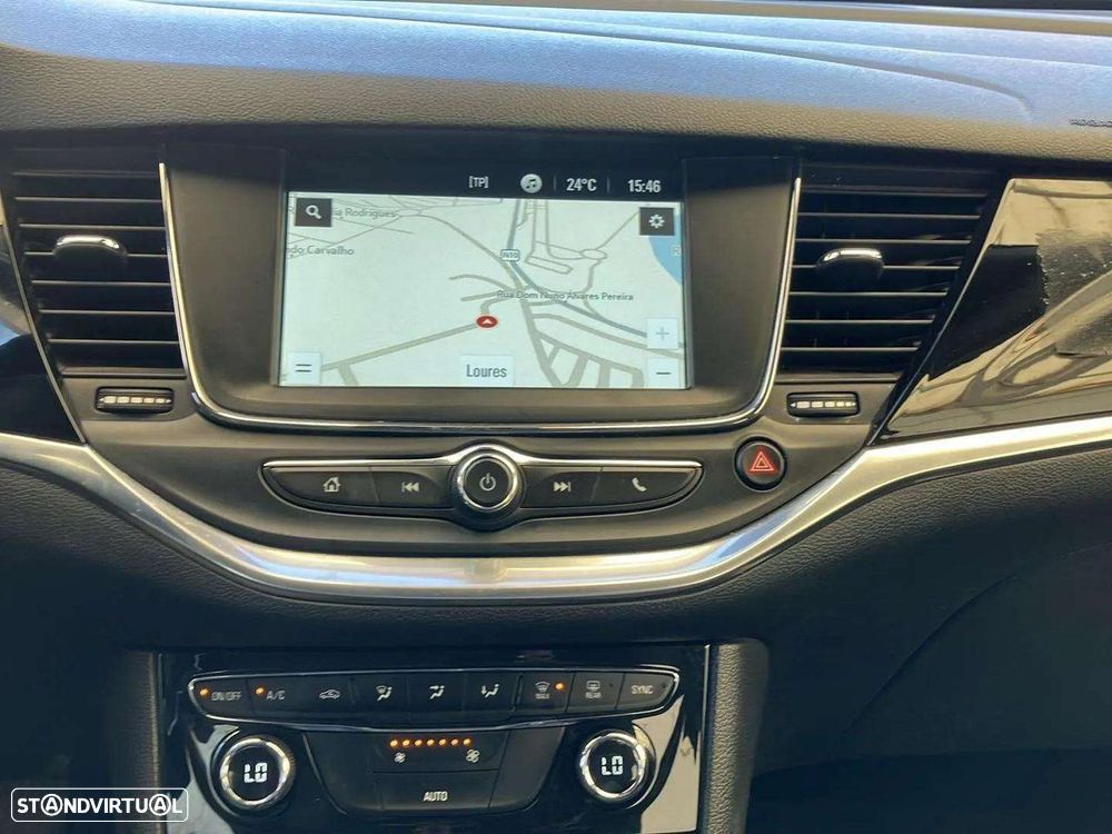 Opel Astra Sports Tourer - 11