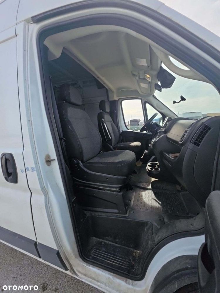 RAM ProMaster 2500 - 14
