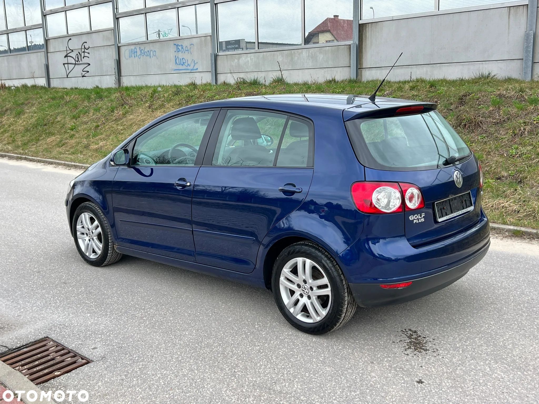 Volkswagen Golf Plus 1.6 Edition - 1