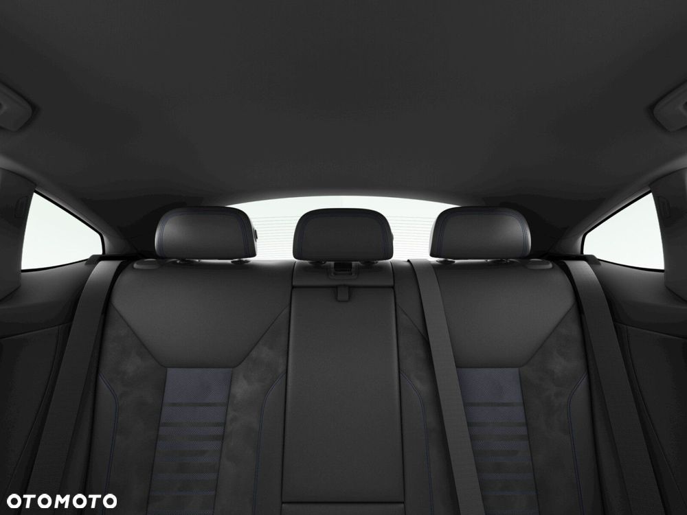 BMW i4 - 11