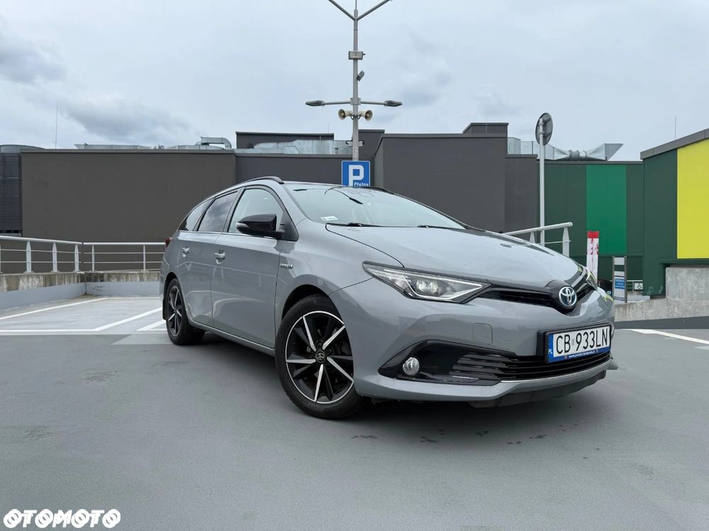 Toyota Auris Hybrid 135 Selection - 8