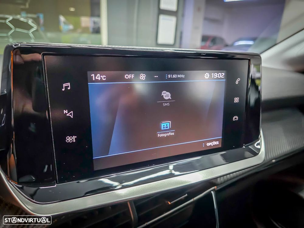 Peugeot 208 1.2 PureTech Allure Pack EAT8 - 29