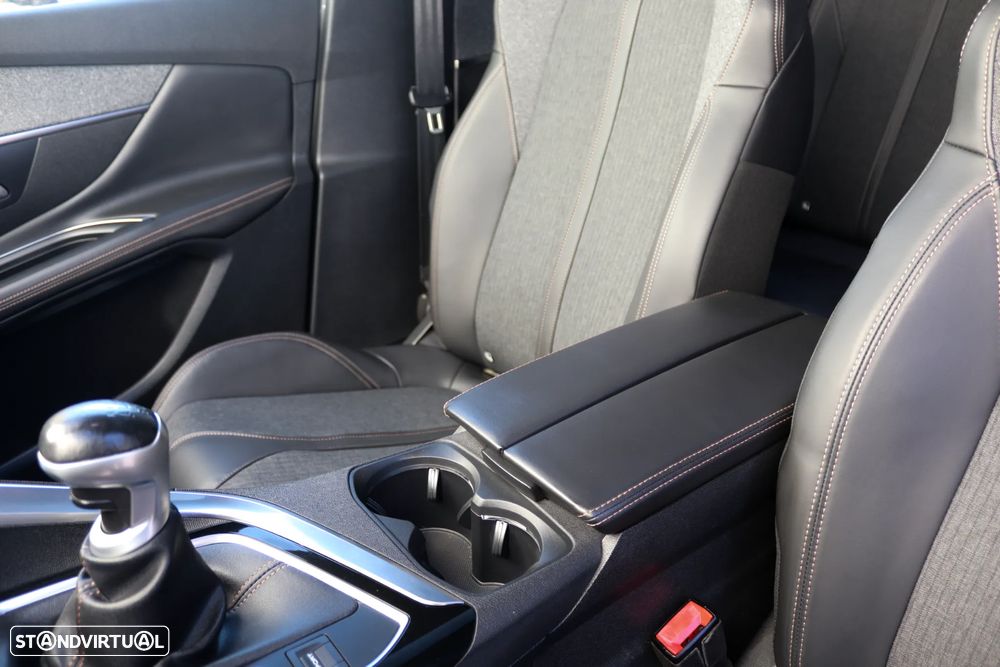 Peugeot 3008 1.5 BlueHDi GT Line - 23