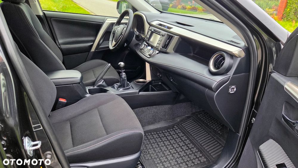 Toyota RAV4 2.0 4x4 - 27