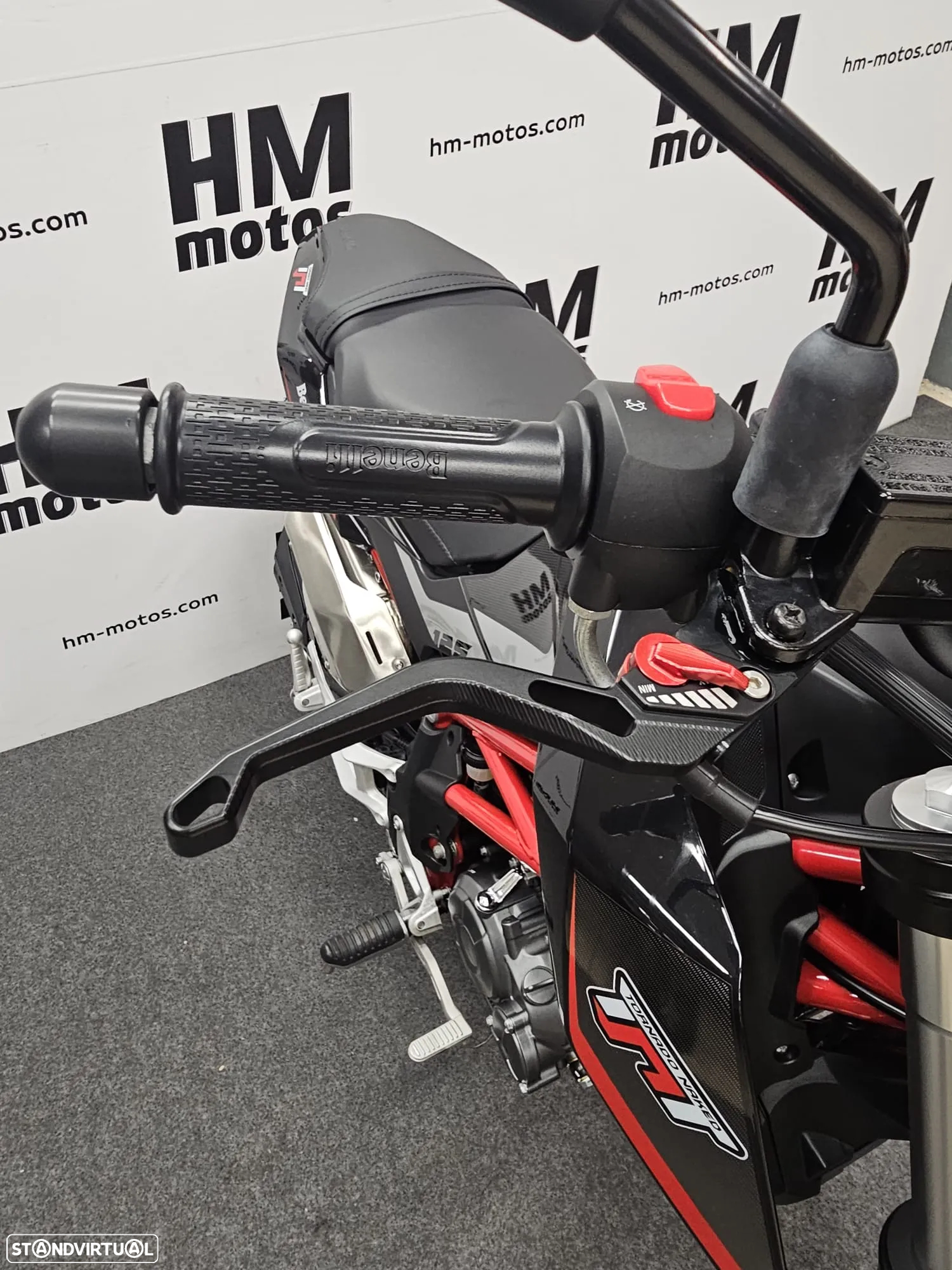 Benelli TNT -18 MESES DE GARANTIA - 6