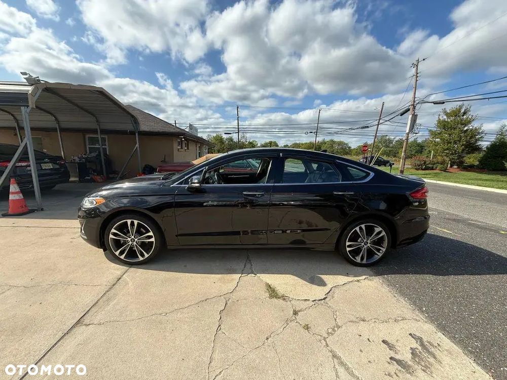 Ford Fusion 2.0 EcoBoost Titanium - 2