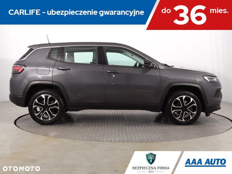 Jeep Compass - 8