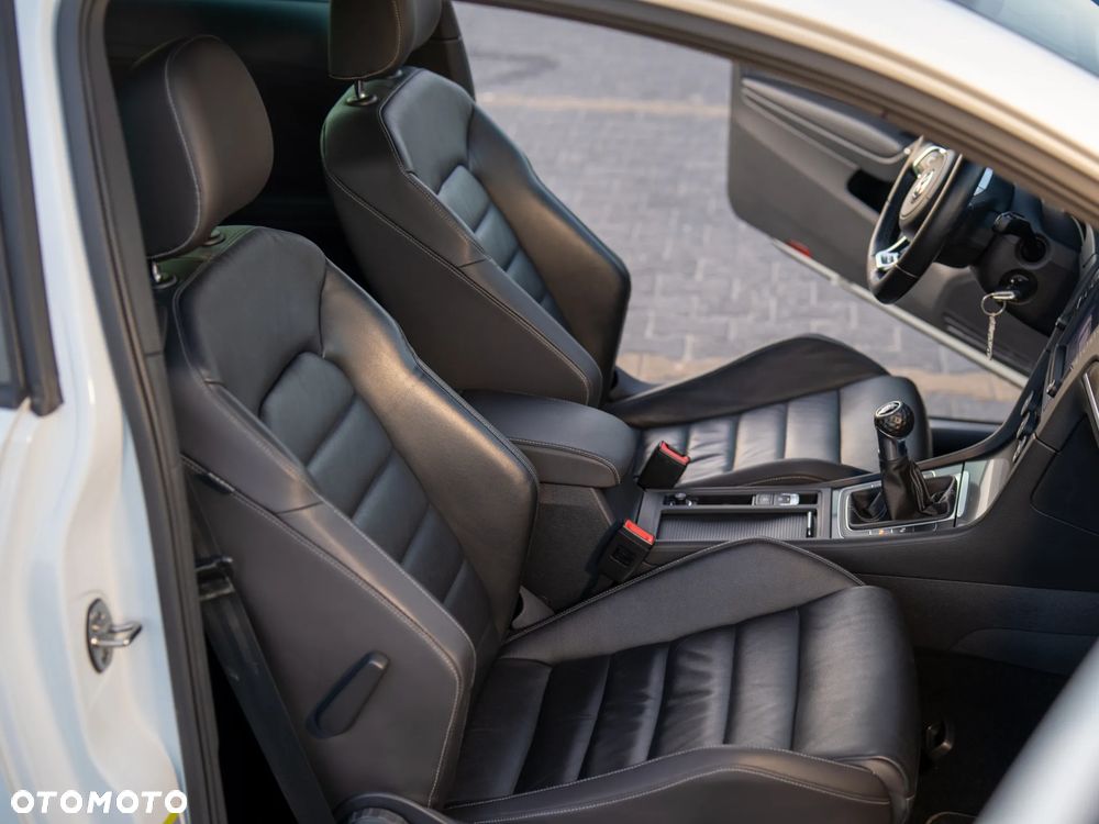 Volkswagen Golf GTD (BlueMotion Technology) - 11