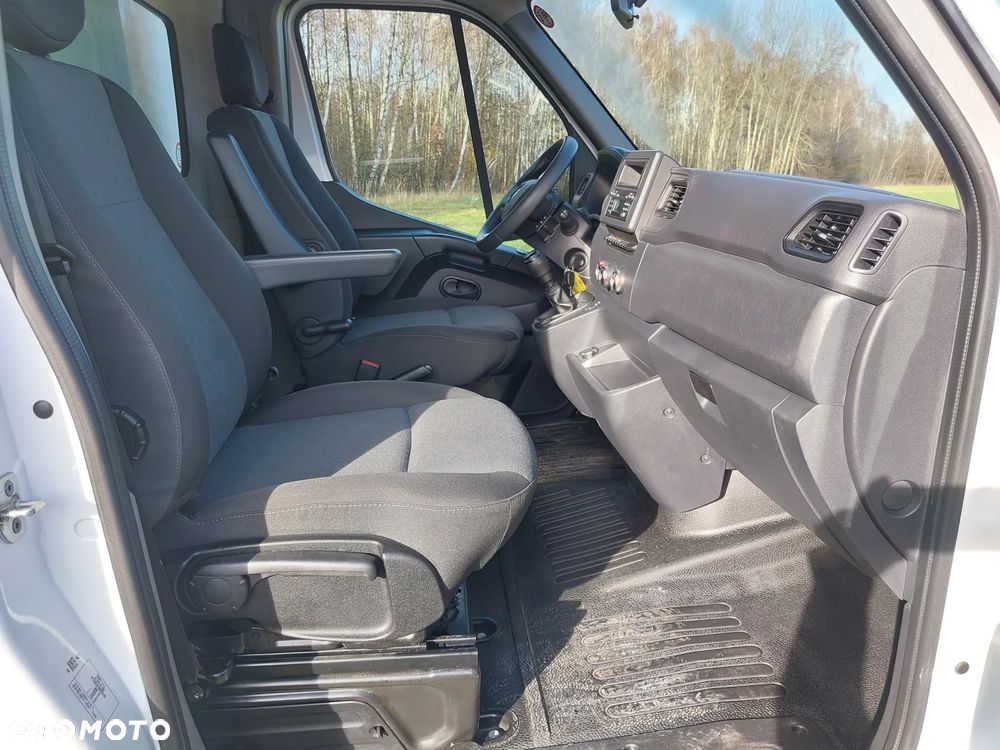 Renault Master - 19